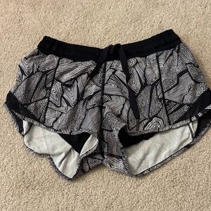 Lululemon Black and White Women's Shorts